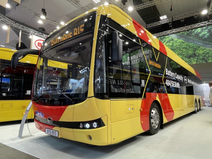 比亞迪-B15.jpg