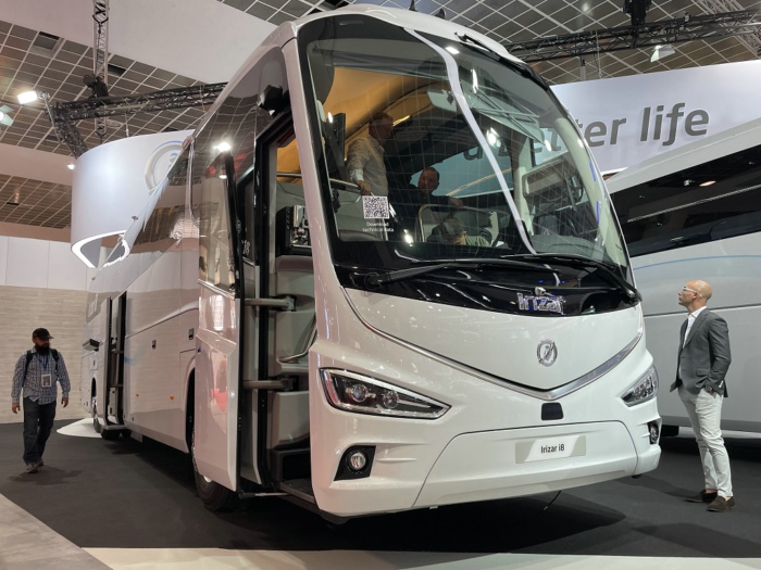 西班牙伊麗薩爾客車（Irizar）.jpg2.jpg