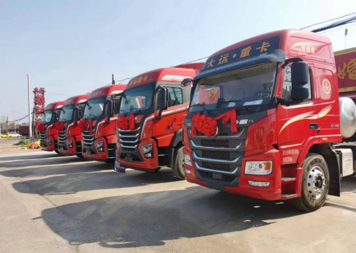 大運新N8E LNG牽引車.jpg