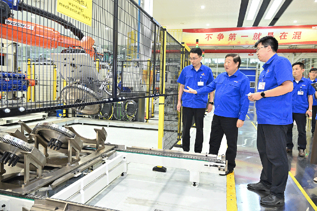 譚旭光：搶抓國內(nèi)市場機(jī)遇，全面提升清潔能源發(fā)動機(jī)產(chǎn)能！2.gif