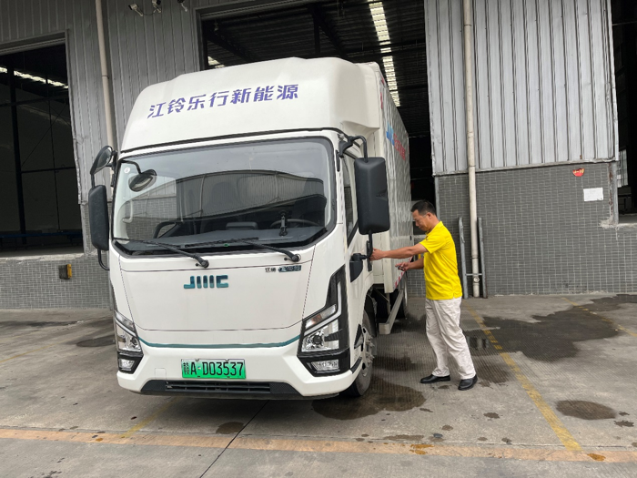 江鈴樂(lè)行E路達(dá)實(shí)力圈粉城配大客戶5.png