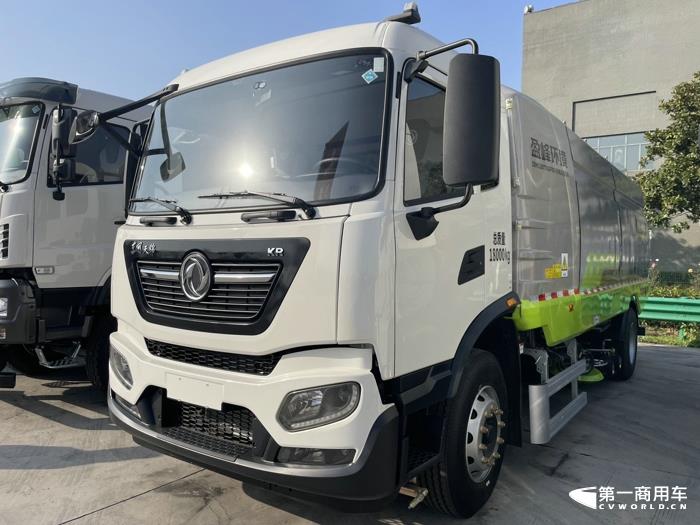 東風(fēng)天錦18t純電動(dòng)洗掃車2.jpg