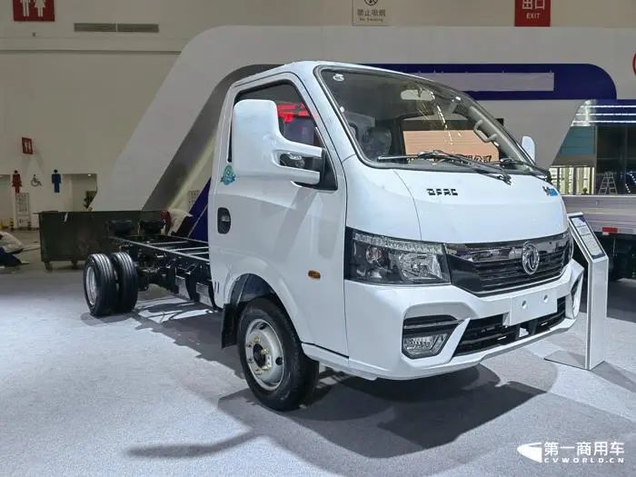 東風(fēng)輕型車3.jpg