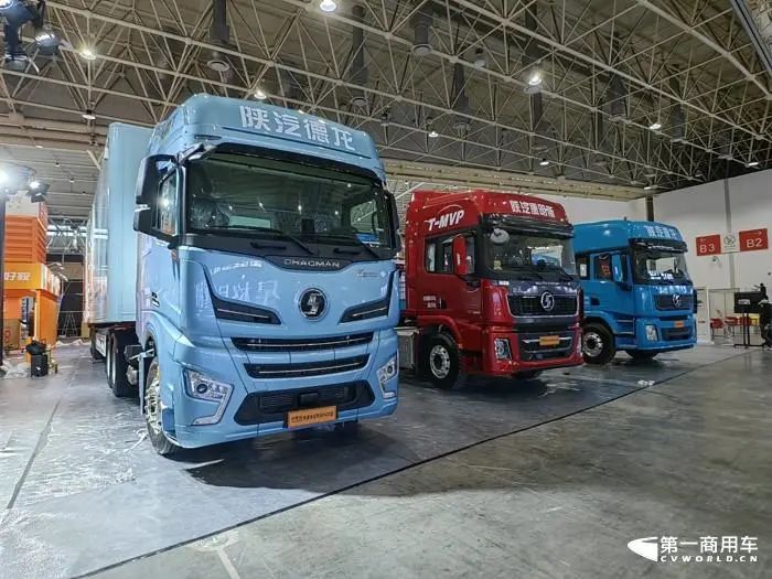 11月8日，也就是明天，2023中國國際商用車展覽會（以下簡稱“武漢車展”）將在武漢拉開帷幕。對于此次車展，相信許多小伙伴們已經(jīng)期待了很久，為讓大家先睹為快，第一商用車網(wǎng)小編在正式開幕前一天特地進(jìn)行了一次探館。