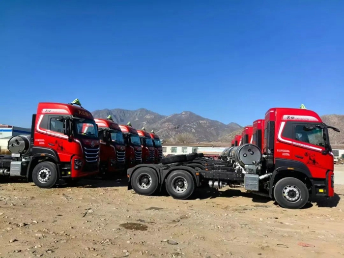 再訂11臺新品車！客戶表示對大運重卡高度信賴！4.jpg