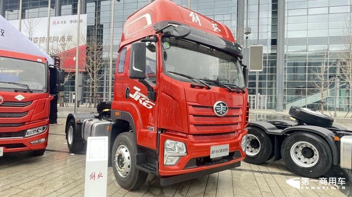 解放JK6 4×2港口牽引車(chē).jpg