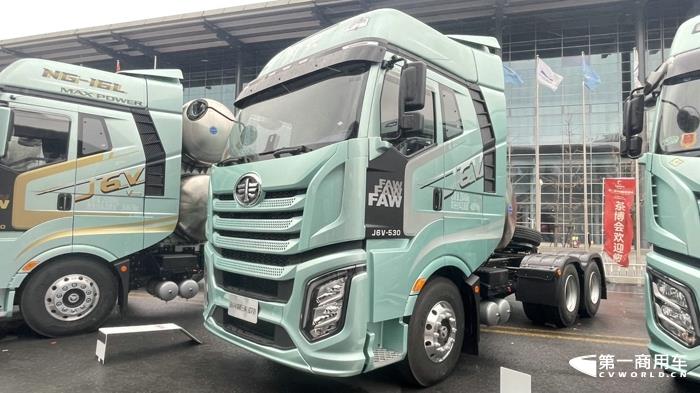 解放J6V 精英版6SM4 LNG牽引車(chē)530馬力.jpg