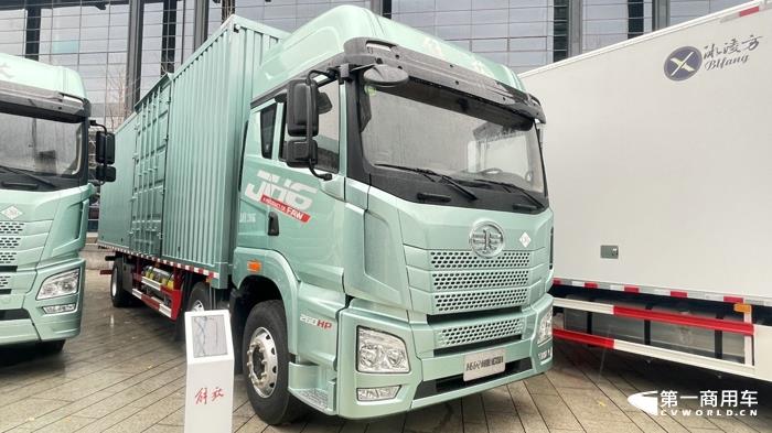 解放JH6 6×2卓越版LNG載貨車(chē).jpg
