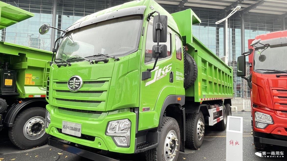 解放JK6公路標(biāo)準(zhǔn)版自卸車(chē)350馬力.JPG