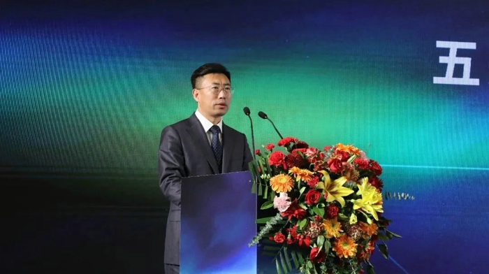 五征集團(tuán)2024合作伙伴生態(tài)大會(huì)隆重舉行4.jpg