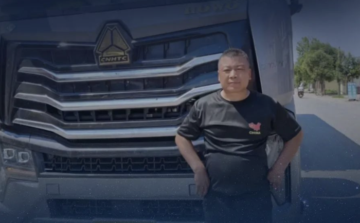 豪沃MAX燃氣車獲李師傅點贊.png