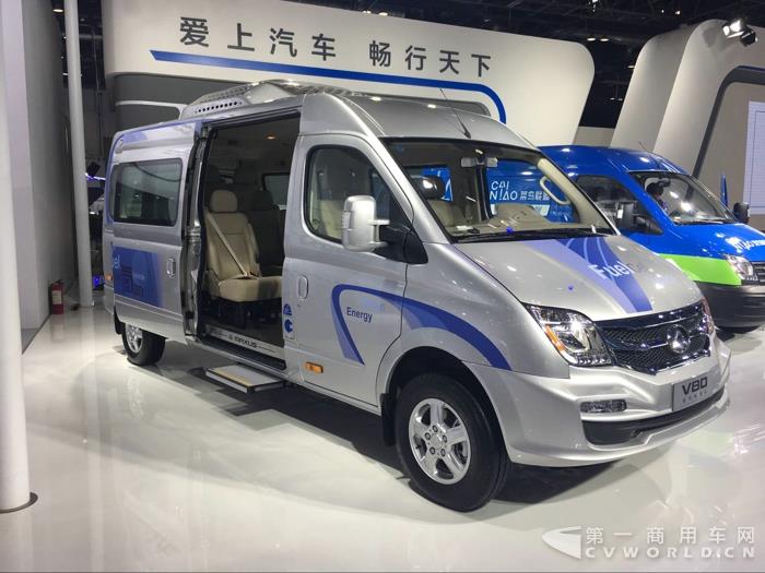 上汽大通V80燃料電池車