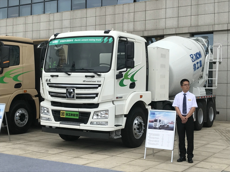 徐工漢風(fēng)G5充電版水泥攪拌車(chē)