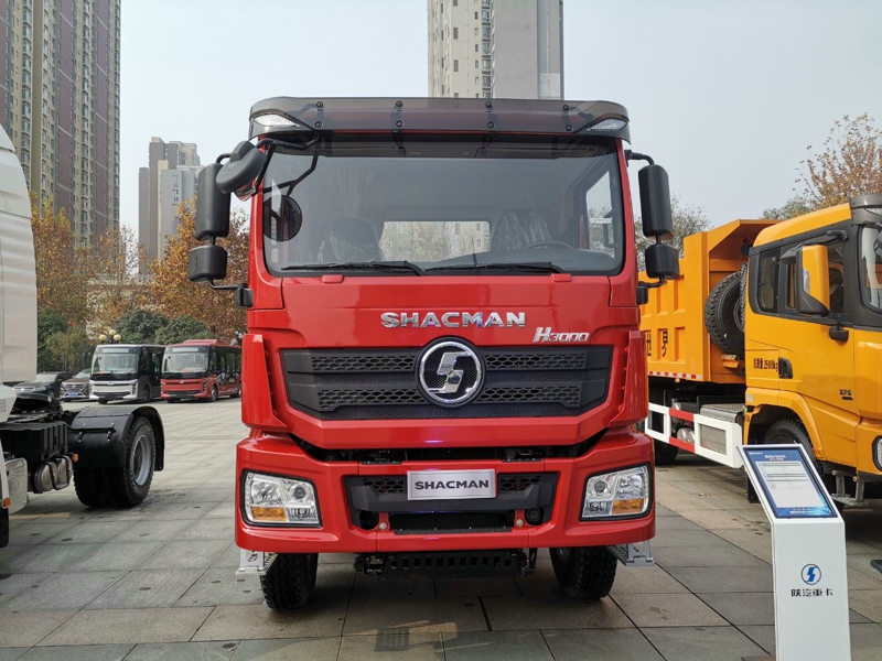 德龍H3000 6×4牽引車